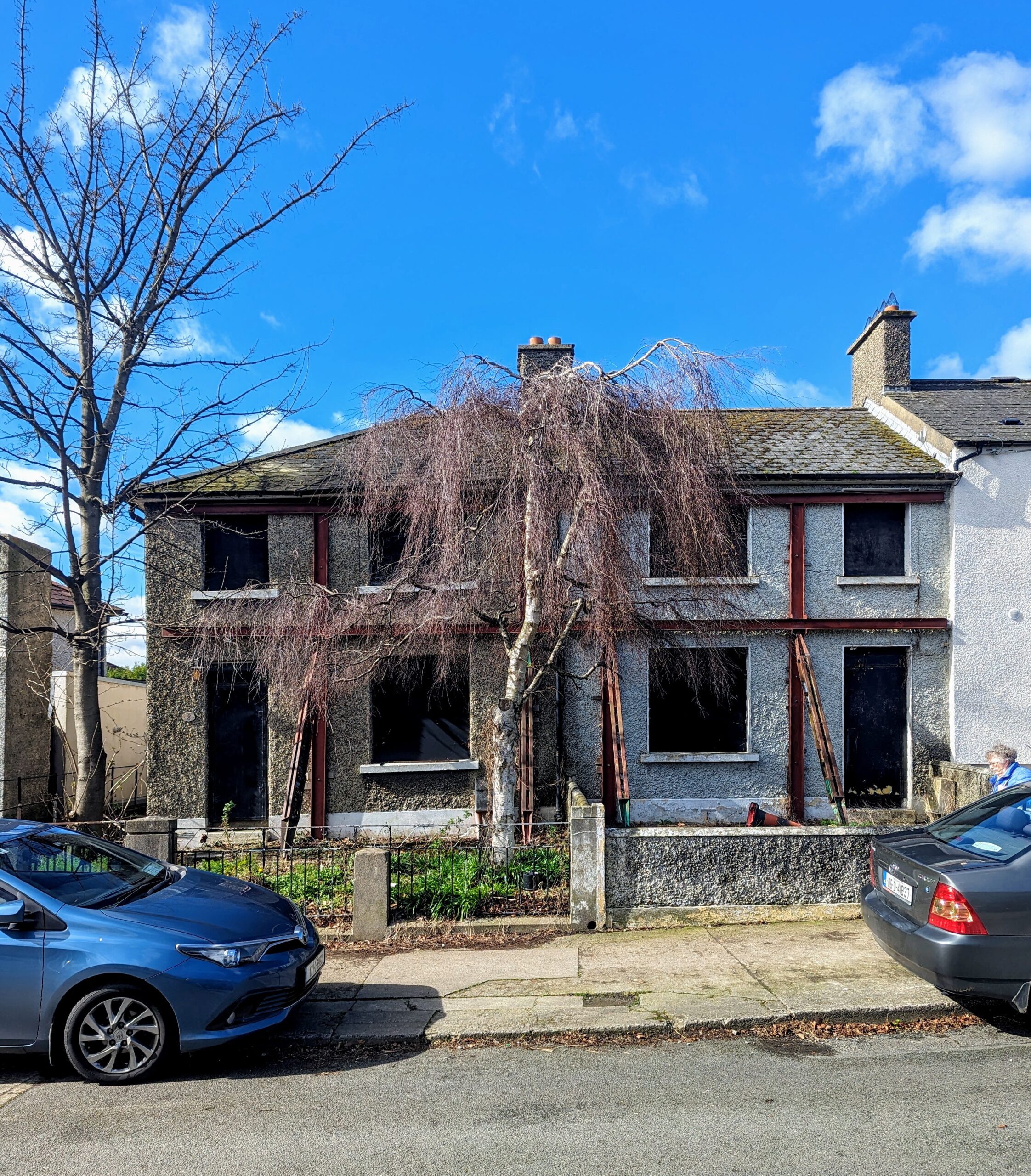 Derelict site: 8 and 10 Ferguson Road