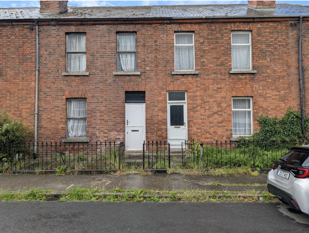 Derelict site: 12 and 13 Everton Avenue